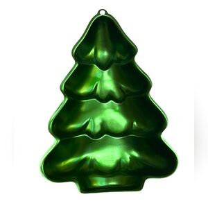 Wilton Holiday Tree Cake Pan 2007 #2105-1025  Green Christmas‎ Tree Cake Pan